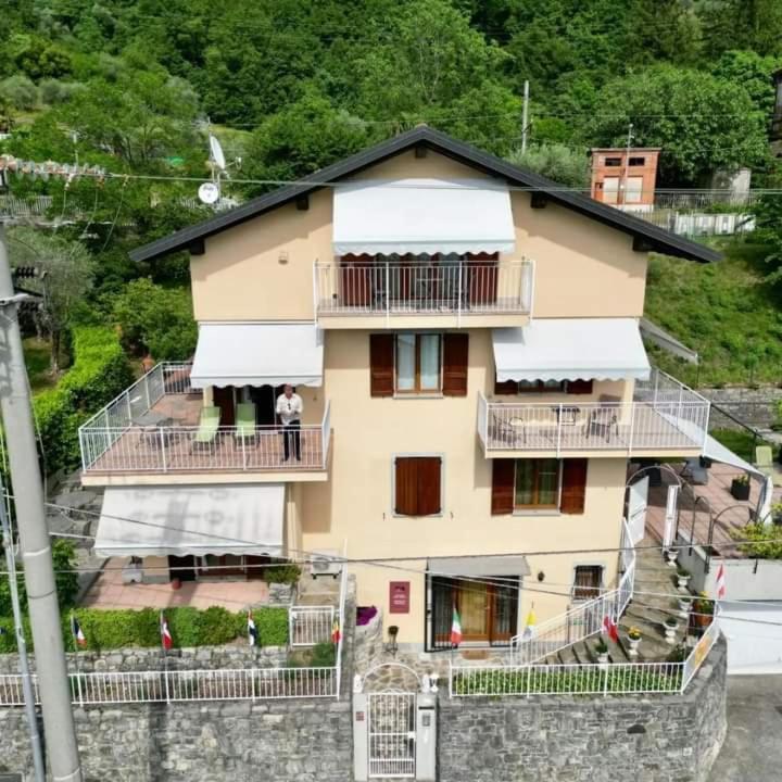 B&B-Foresteria Casa Della Musica Lake Como 만델로델라리오 외부 사진
