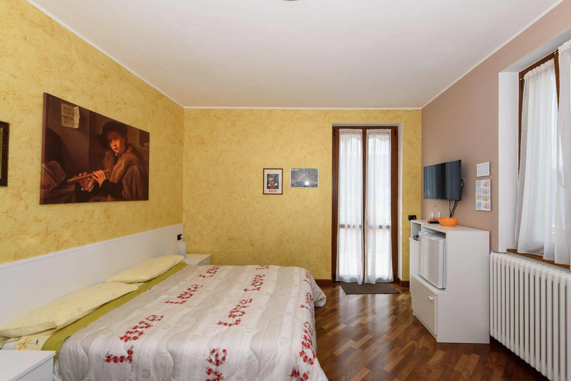 B&B-Foresteria Casa Della Musica Lake Como 만델로델라리오 외부 사진
